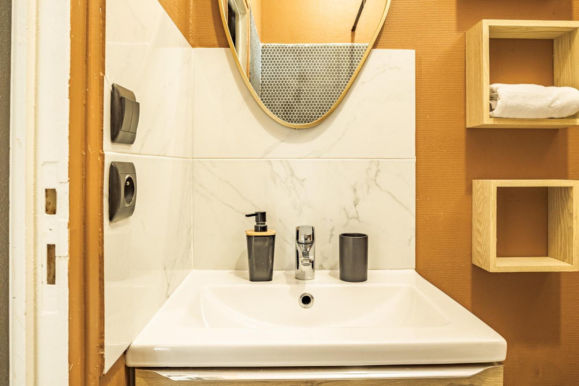 Zola Home - Votre Elegante Echappee Au Coeur De Труа Экстерьер фото